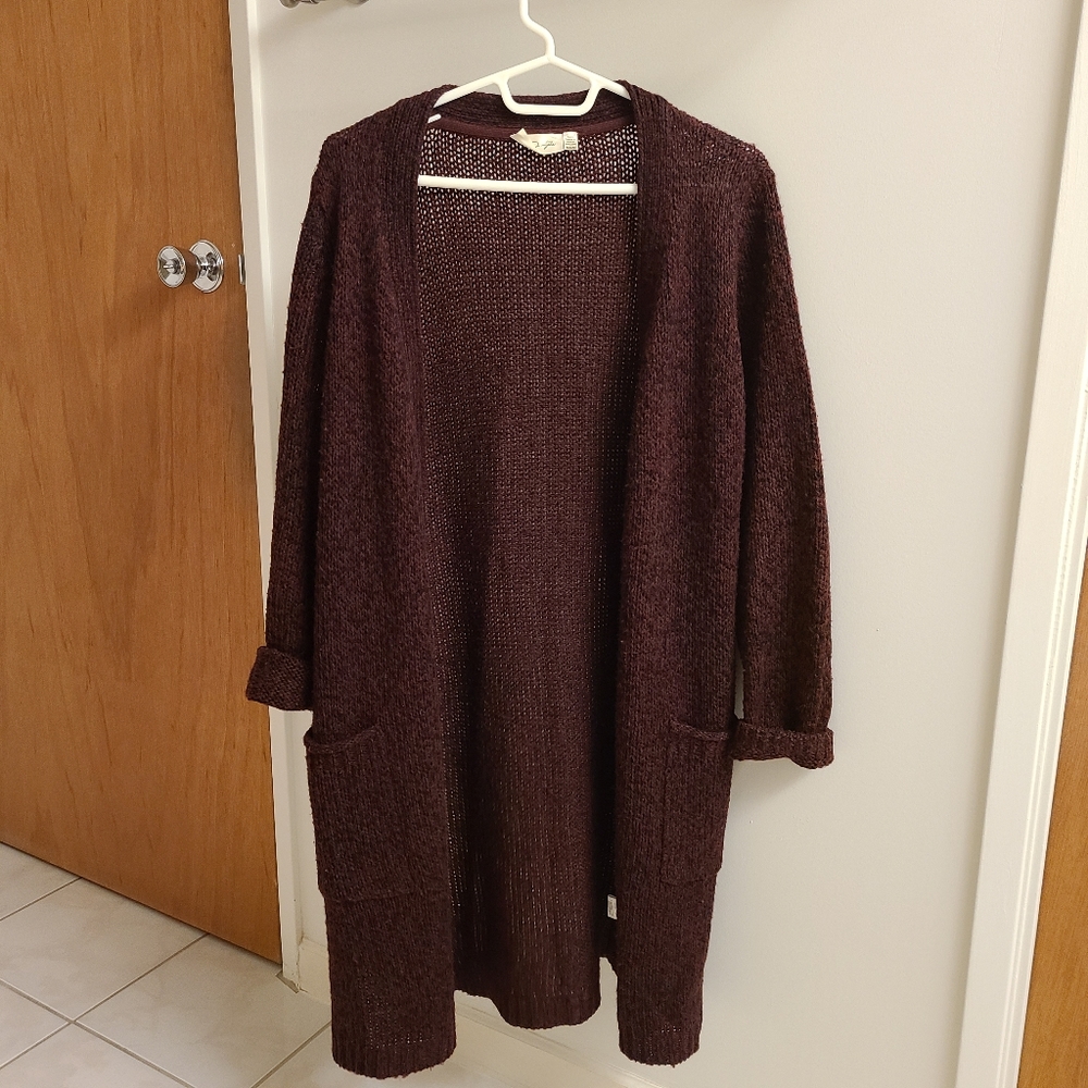 Long chunky maroon cardigan